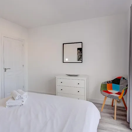 Bright And Modern In Lejlighed *