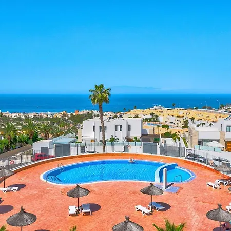 Bright And Modern In Apartamento *